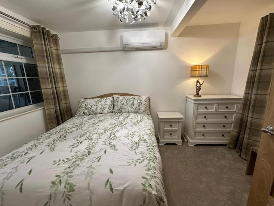 Thee Olde Cow Shed Cottingham, Central Location, 500 Meters From Cottingham Train Station, Close To Hull & Beverly, Free Parking & Wi-Fi , Entire Detached Property Esterno foto